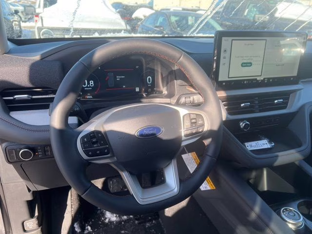 2026 Space White Metallic Ford Explorer Active 4X4 SUV