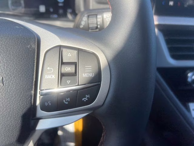 2026 Space White Metallic Ford Explorer Active 4X4 SUV