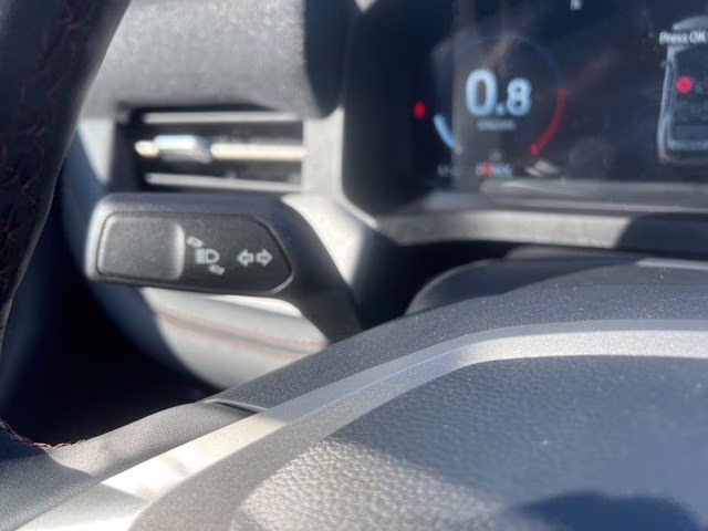 2026 Space White Metallic Ford Explorer Active 4X4 SUV