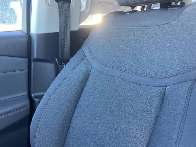 2026 Space White Metallic Ford Explorer Active 4X4 SUV