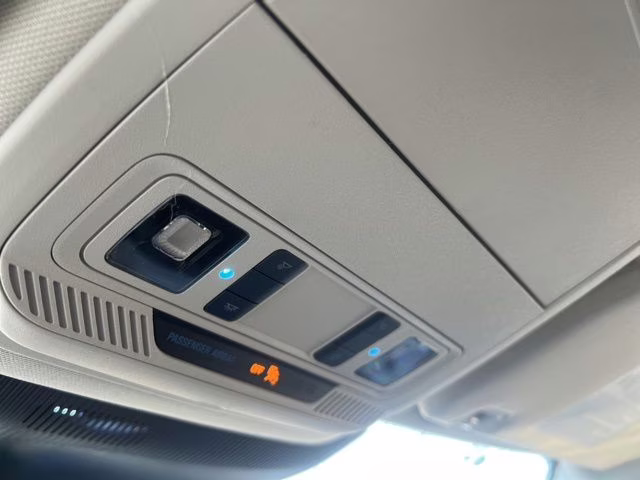 2026 Space White Metallic Ford Explorer Active 4X4 SUV