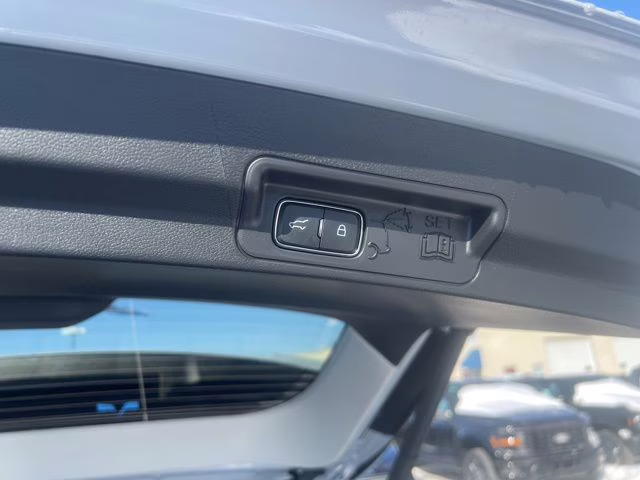 2026 Space White Metallic Ford Explorer Active 4X4 SUV