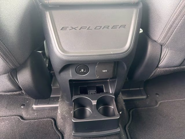2026 White Ford Explorer Active 4X4 SUV