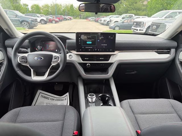 2026 White Ford Explorer Active 4X4 SUV