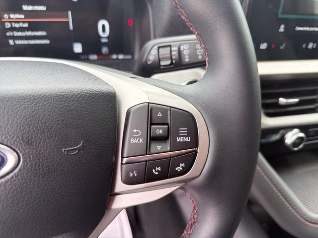 2026 White Ford Explorer Active 4X4 SUV