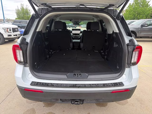 2026 White Ford Explorer Active 4X4 SUV