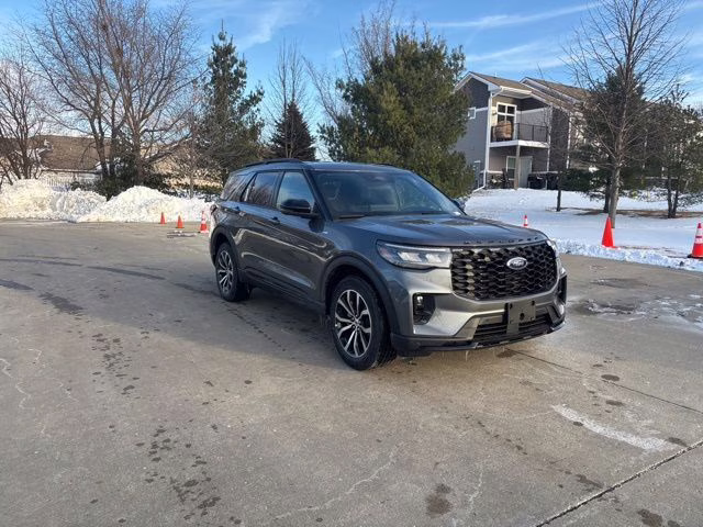 2026 Carbonized Gray Metallic Ford Explorer ST-Line 4X4 SUV