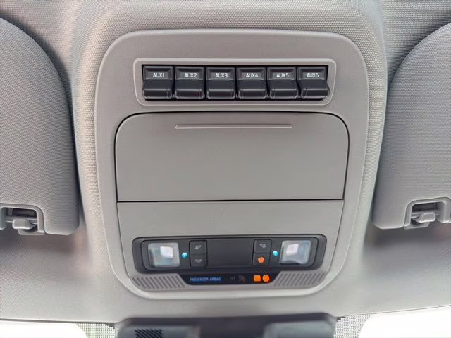 2026 Oxford White Ford Super Duty F-250 SRW XL 4X4 Truck