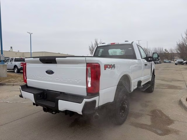 2026 Oxford White Ford Super Duty F-250 SRW XL 4X4 Truck