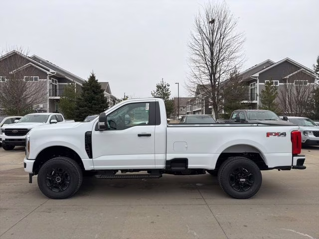 2026 Oxford White Ford Super Duty F-250 SRW XL 4X4 Truck