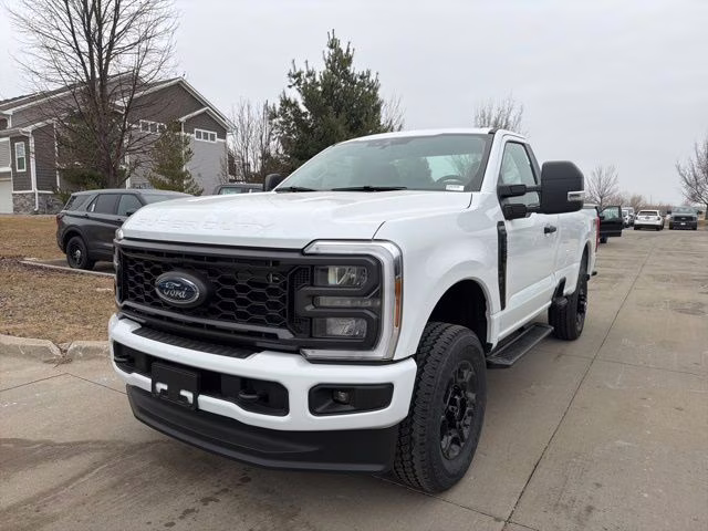 2026 Oxford White Ford Super Duty F-250 SRW XL 4X4 Truck