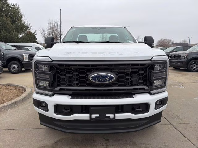 2026 Oxford White Ford Super Duty F-250 SRW XL 4X4 Truck
