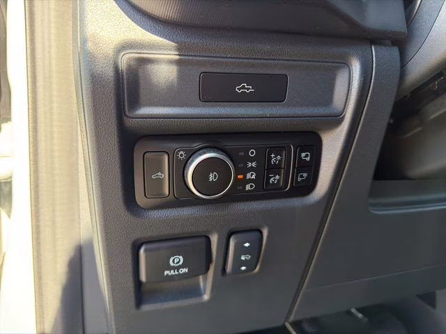 2026 Avalanche Ford F-150 Lariat 4X4 Truck