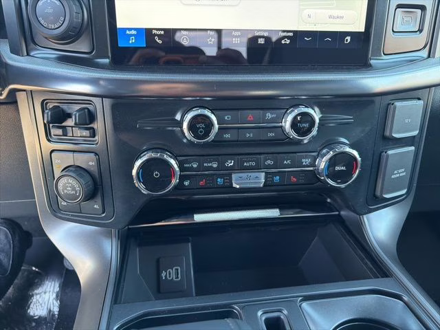 2026 Avalanche Ford F-150 Lariat 4X4 Truck