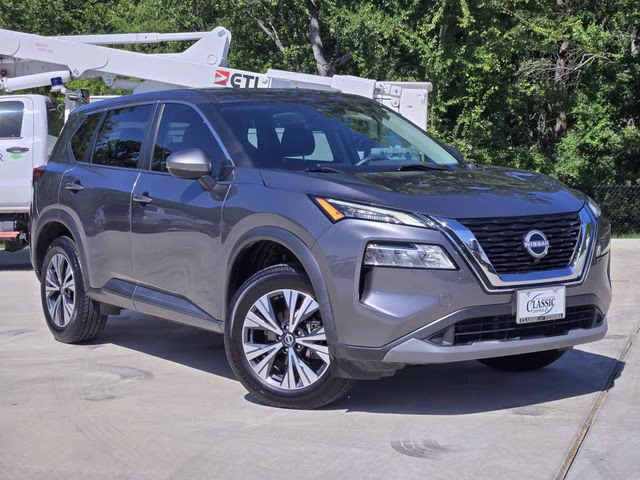 2022 Gun Metallic Nissan Rogue SV AWD SUV