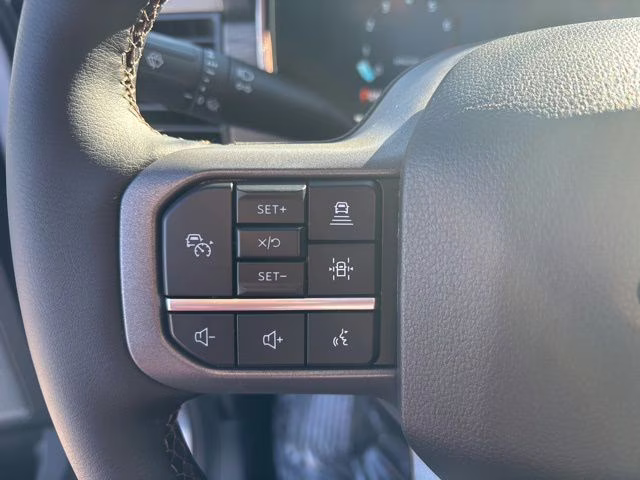 2026 Oxford White Ford F-150 Lariat 4X4 Truck