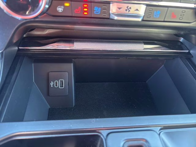 2026 Oxford White Ford F-150 Lariat 4X4 Truck