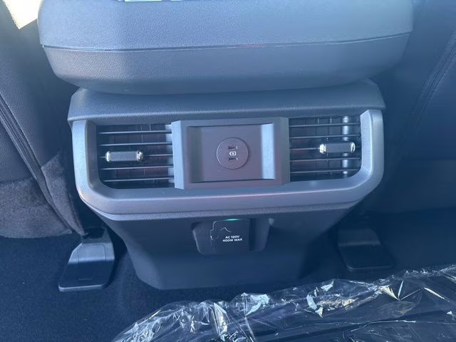 2026 Oxford White Ford F-150 Lariat 4X4 Truck