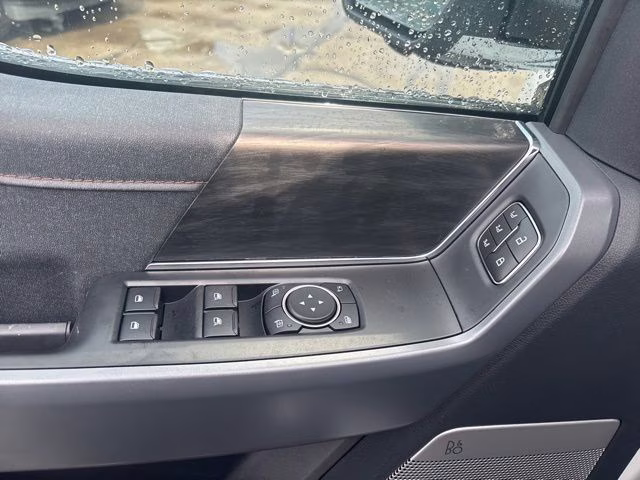 2026 Star White Metallic Tri-Coat Ford F-150 Lariat 4X4 Truck