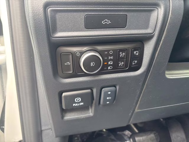 2026 Star White Metallic Tri-Coat Ford F-150 Lariat 4X4 Truck