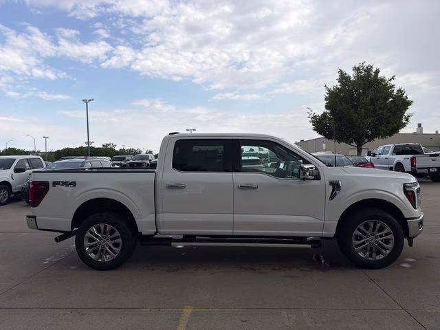 2026 Star White Metallic Tri-Coat Ford F-150 Lariat 4X4 Truck
