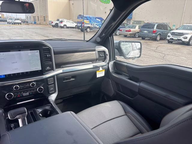 2026 Star White Metallic Tri-Coat Ford F-150 Lariat 4X4 Truck