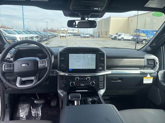 2026 Star White Metallic Tri-Coat Ford F-150 Lariat 4X4 Truck