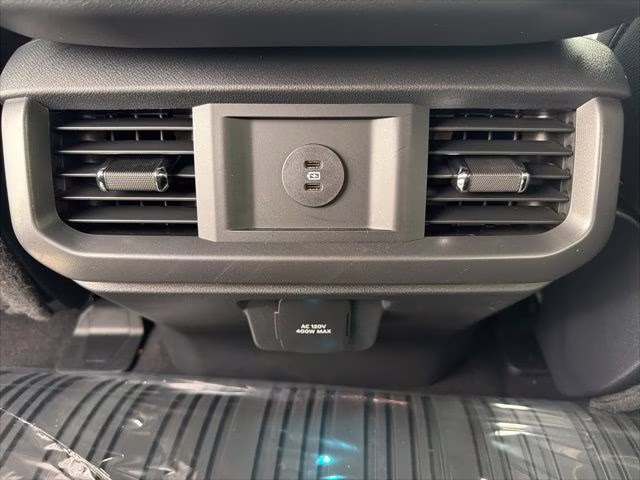 2026 Agate Black Metallic Ford F-150 Lariat 4X4 Truck