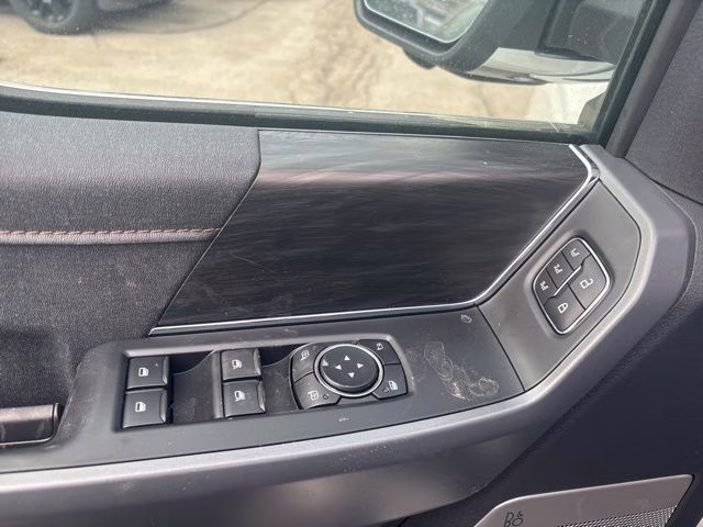 2026 Star White Metallic Tri-Coat Ford F-150 Lariat 4X4 Truck