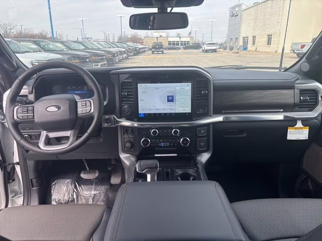 2026 Star White Metallic Tri-Coat Ford F-150 Lariat 4X4 Truck