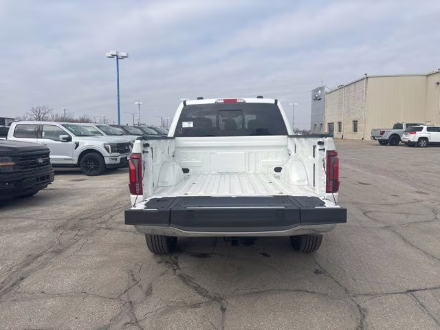 2026 Star White Metallic Tri-Coat Ford F-150 Lariat 4X4 Truck