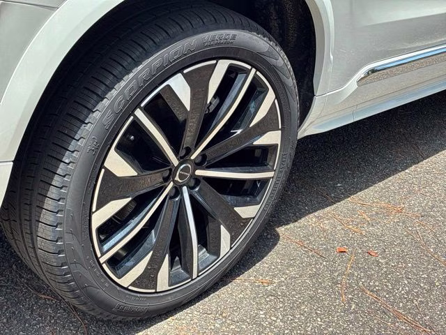 2026 Crystal White Volvo XC90 B6 Ultra 7-Seater AWD SUV