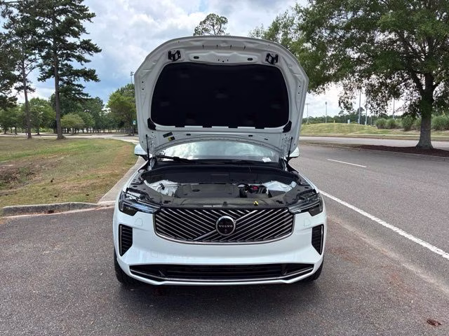 2026 Crystal White Volvo XC90 B6 Ultra 7-Seater AWD SUV