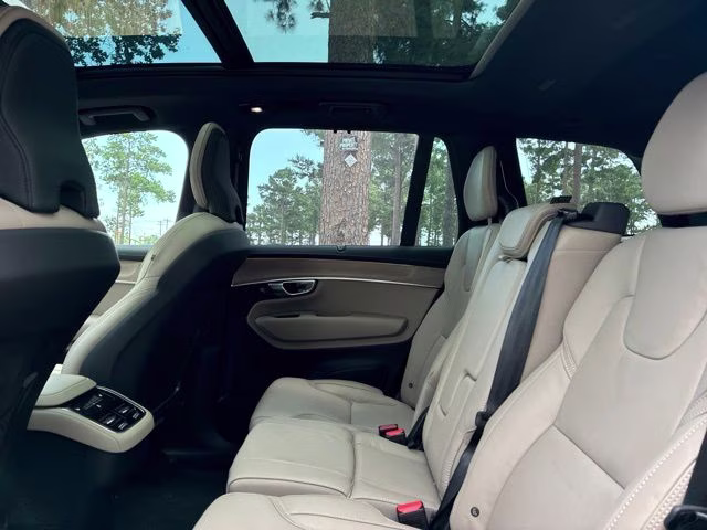 2026 Crystal White Volvo XC90 B6 Ultra 7-Seater AWD SUV