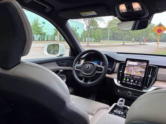 2026 Crystal White Volvo XC90 B6 Ultra 7-Seater AWD SUV