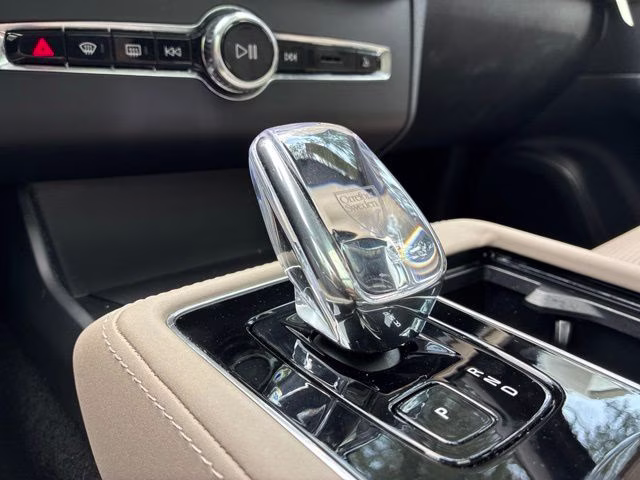 2026 Crystal White Volvo XC90 B6 Ultra 7-Seater AWD SUV