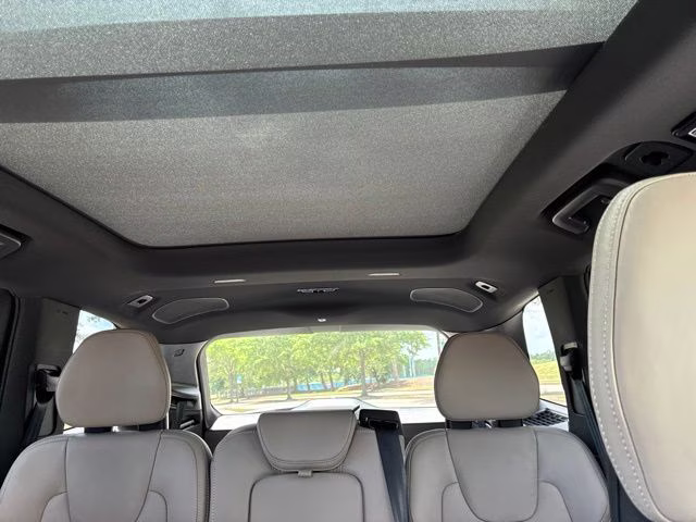 2026 Crystal White Volvo XC90 B6 Ultra 7-Seater AWD SUV