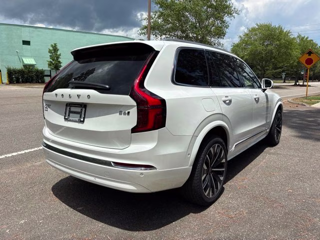 2026 Crystal White Volvo XC90 B6 Ultra 7-Seater AWD SUV