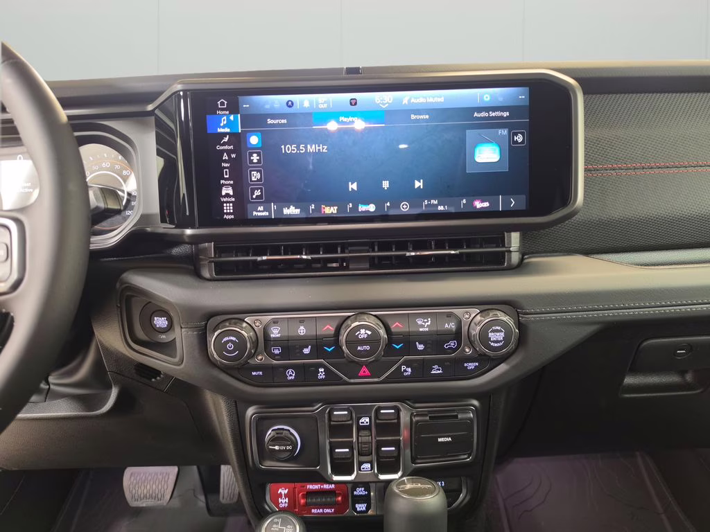 2026 Bright White Clearcoat Jeep Gladiator Rubicon 4X4 Truck