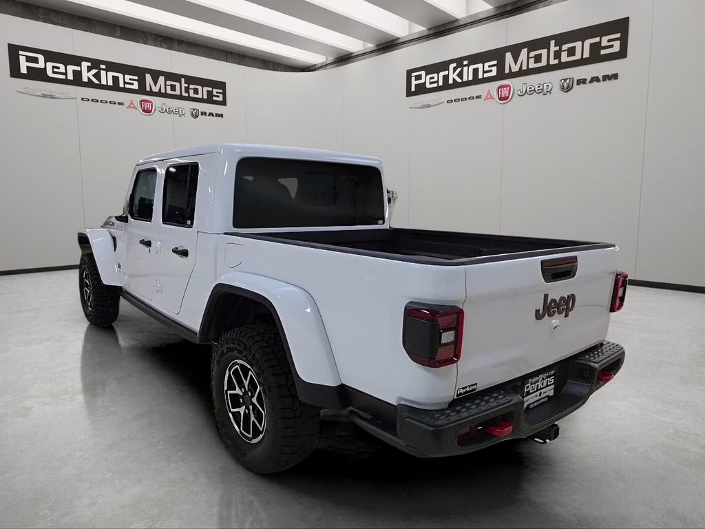 2026 Bright White Clearcoat Jeep Gladiator Rubicon 4X4 Truck