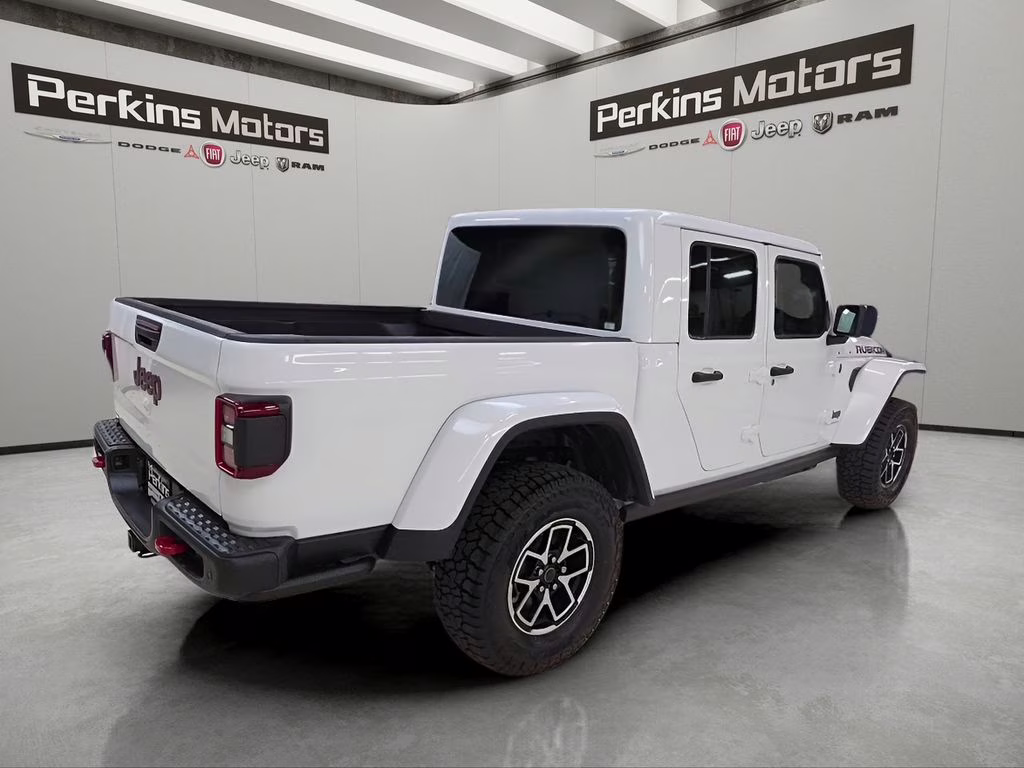 2026 Bright White Clearcoat Jeep Gladiator Rubicon 4X4 Truck
