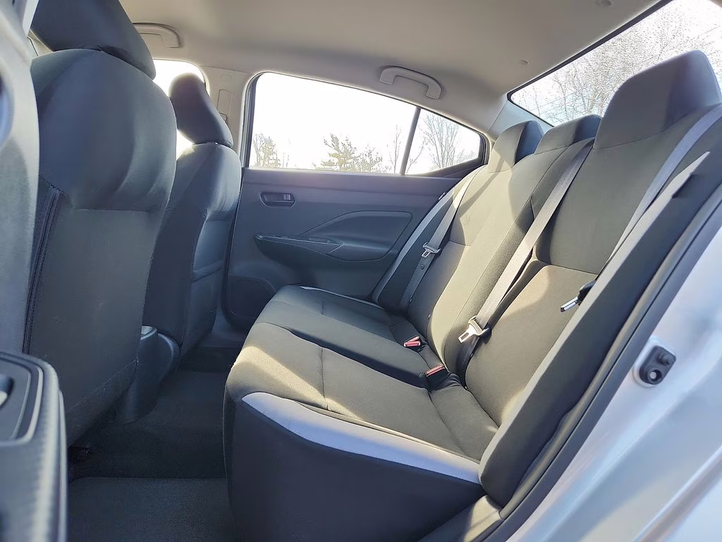 2025 Brilliant Silver Metallic Nissan Versa 1.6 S FWD Sedan