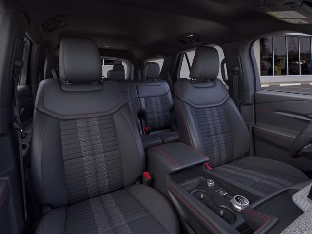 2026 Space White Metallic Ford Explorer ST-Line 4X4 SUV