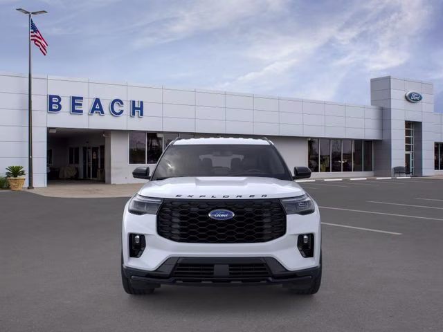 2026 Space White Metallic Ford Explorer ST-Line 4X4 SUV