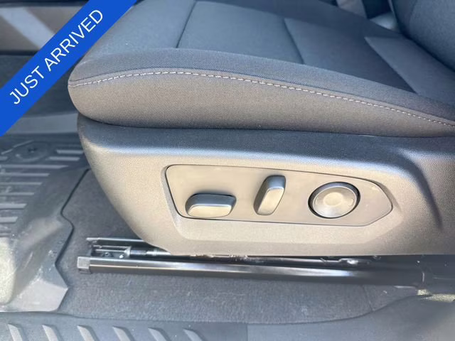 2026 Summit White Chevrolet Colorado WT RWD Truck