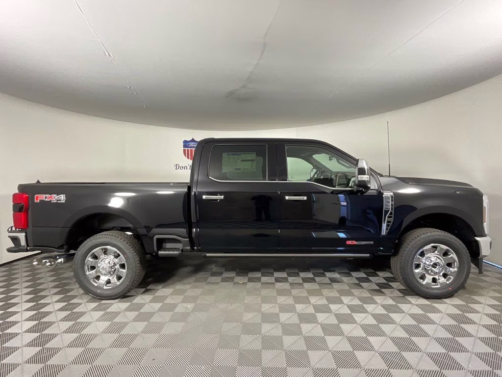 2026 Black Metallic Ford Super Duty F-350 SRW King Ranch 4X4 Truck