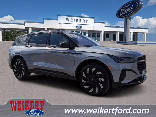 2025 Gray Metallic Lincoln Nautilus Reserve AWD SUV