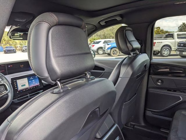 2025 Gray Metallic Lincoln Nautilus Reserve AWD SUV