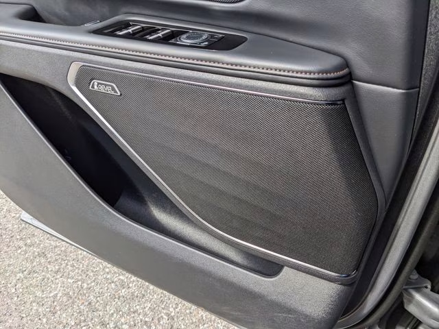 2025 Gray Metallic Lincoln Nautilus Reserve AWD SUV