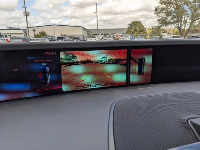 2025 Gray Metallic Lincoln Nautilus Reserve AWD SUV